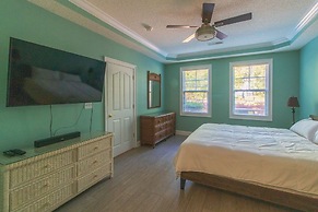 Havens #814 3 Bedroom Condo by RedAwning