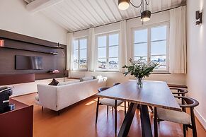 Santa Croce Palace by Mmega