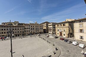 Santa Croce Palace by Mmega