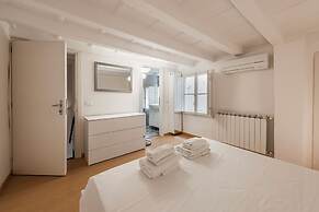 Santa Croce Palace by Mmega