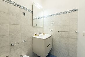 Santa Croce Palace by Mmega