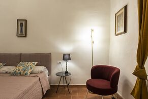 Santa Croce Palace by Mmega