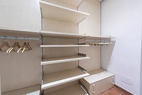 Santa Croce Palace by Mmega