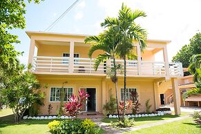 Hunny Bay Resort