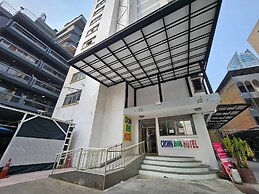 Crown   Bts   Nana  Hotel