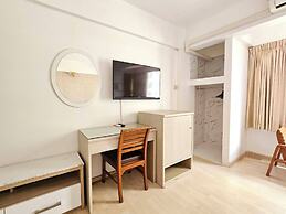 Crown   Bts   Nana  Hotel