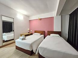 Crown   Bts   Nana  Hotel