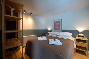 Vesta Retire - Kalamata Mediterranean Villas