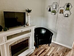 Millz Manor at Fall River Millz