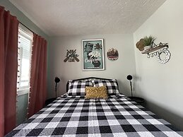 Millz Manor at Fall River Millz