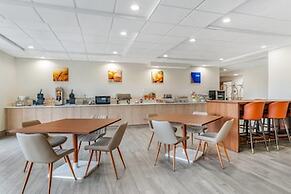 Comfort Inn & Suites Madison East - Monona