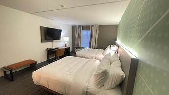 Comfort Inn & Suites Madison East - Monona