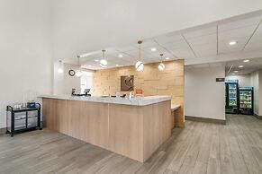 Comfort Inn & Suites Madison East - Monona