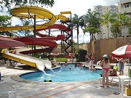 Águas Termais Naturais Piscinas Quentes 24h Sauna Free Golden Dolphin 