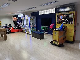 Águas Termais Naturais Piscinas Quentes 24h Sauna Free Golden Dolphin 