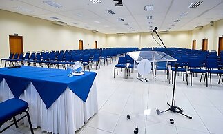 Águas Termais Naturais Piscinas Quentes 24h Sauna Free Golden Dolphin 