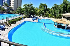 Águas Termais Naturais Piscinas Quentes 24h Sauna Free Golden Dolphin 