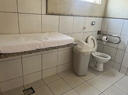 Águas Termais Naturais Piscinas Quentes 24h Sauna Free Golden Dolphin 