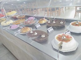 Águas Termais Naturais Piscinas Quentes 24h Sauna Free Golden Dolphin 