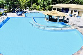 Águas Termais Naturais Piscinas Quentes 24h Sauna Free Golden Dolphin 