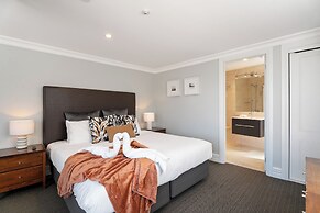 3-BEDROOM PENTHOUSE APARTMENT - THE BEACON 1002