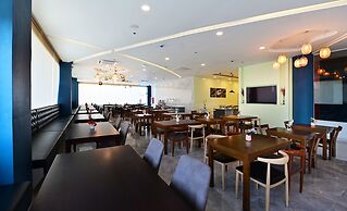 T Shine Resort and Spa