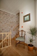 Ali Baris Pansiyon Cunda