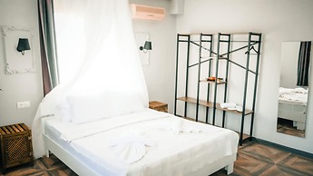Zeren Alaçatı Butik Otel