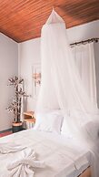 Zeren Alaçatı Butik Otel