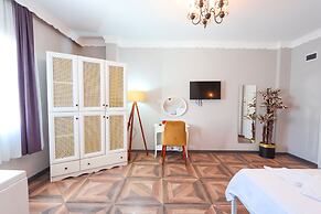 Zeren Alaçatı Butik Otel