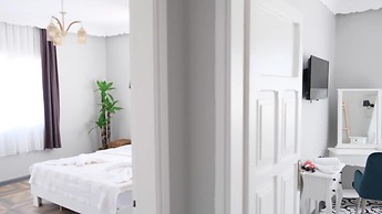 Zeren Alaçatı Butik Otel
