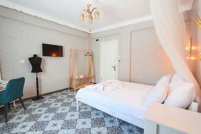 Zeren Alaçatı Butik Otel