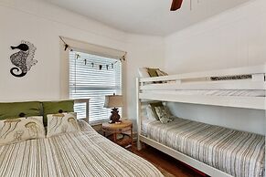 Tina Marie - Just 1 Block To Seawall Beach! 3 Bedroom Home by Redawnin