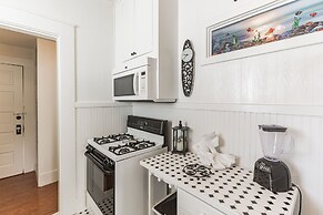 Lazy Days Cottage - Amazing Views And Great Location! 2 Bedroom Home b