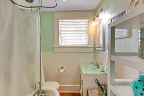 Lazy Days Cottage - Amazing Views And Great Location! 2 Bedroom Home b