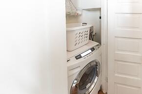 Lazy Days Cottage - Amazing Views And Great Location! 2 Bedroom Home b