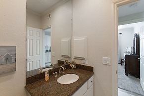 Dawn 1024 - Beautiful Beachfront Condo 2 Bedroom Condo by RedAwning