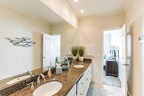 Dawn 1024 - Beautiful Beachfront Condo 2 Bedroom Condo by RedAwning