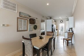 Dawn 1024 - Beautiful Beachfront Condo 2 Bedroom Condo by RedAwning