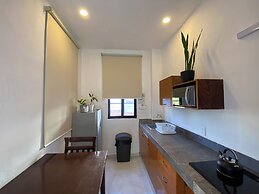Maui Hostel - Adults Only