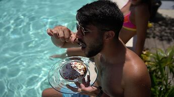 Maui Hostel - Adults Only