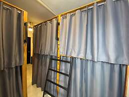 Maui Hostel - Adults Only