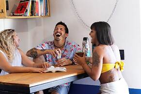 Maui Hostel - Adults Only