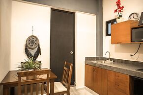 Maui Hostel - Adults Only