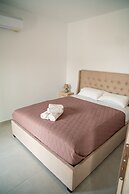 Hello Village Chania