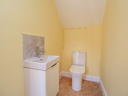 The Granary, Burton Bradstock