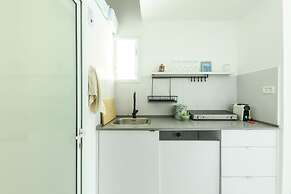 CozyStudio Apt in a vibrant neighborhood