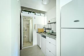 CozyStudio Apt in a vibrant neighborhood