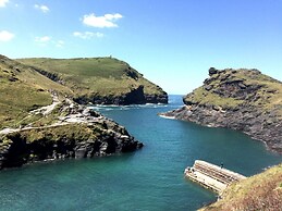 Charming Fully-equipped 3-bed Cottage nr Boscastle