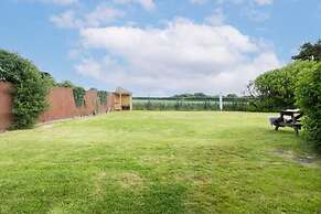 Peaceful Cornwall Retreat With Secure Garden
